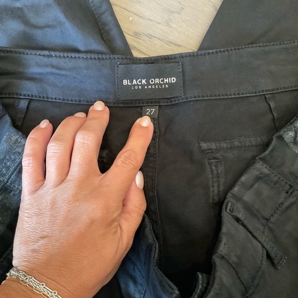 Metallic side stripped jogger - Picture 3 of 5